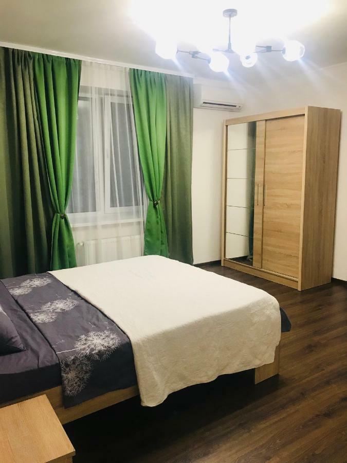 Naberezhna 10, Central Lutsk Lejlighed Eksteriør billede